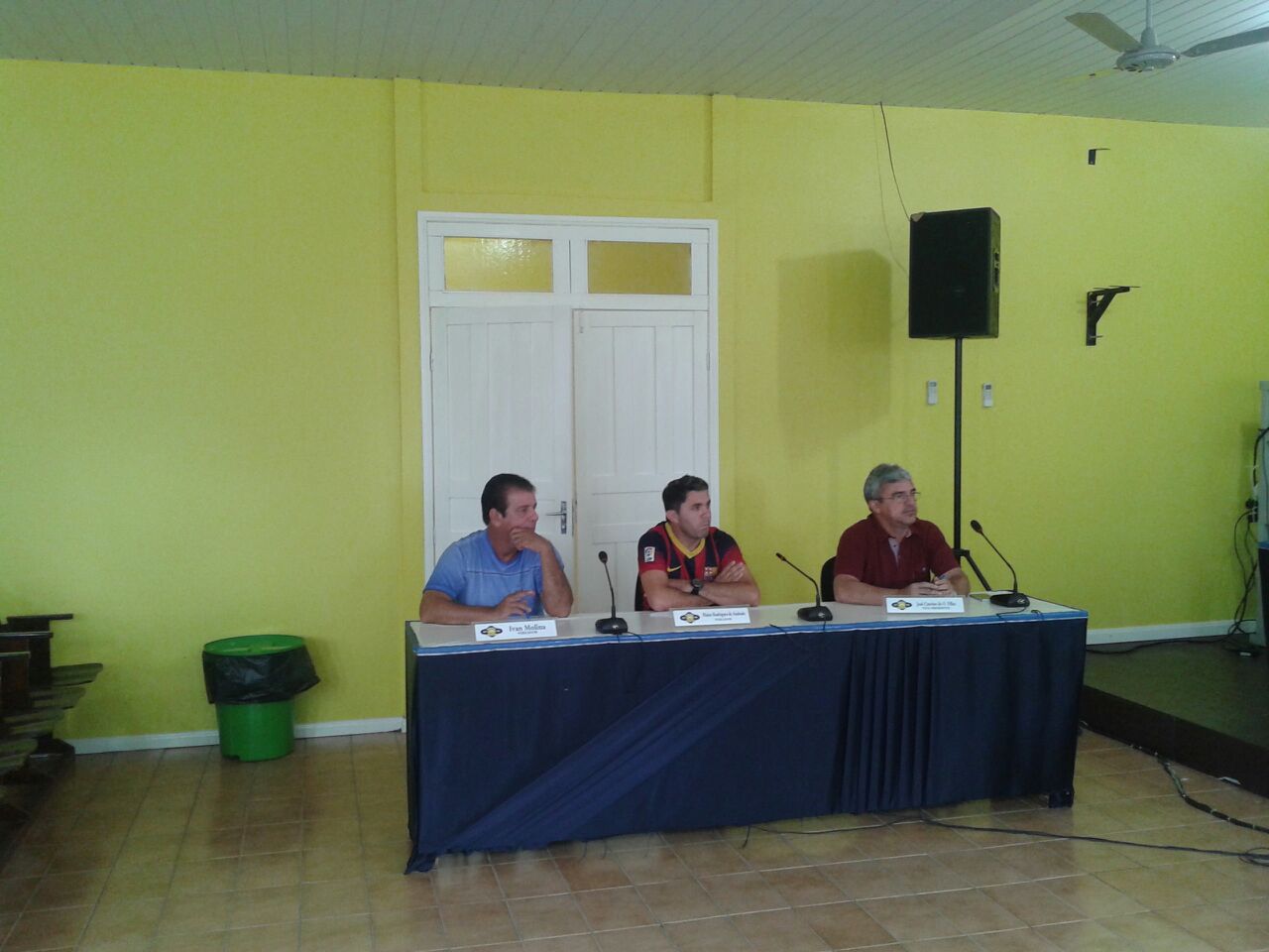 Reuniao com os vereadores e empresários para construçao de um matadouro em Mucajaí