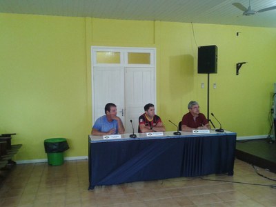 Reuniao com os vereadores e empresários para construçao de um matadouro em Mucajaí